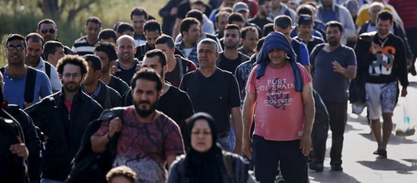 Σε «πάρκινγκ» της ΕΕ μετατρέπεται η Ελλάδα - Το «σκέπτεται» η Κομισιόν αν θα επιστρέψουν 1.450 αλλοδαποί στην Τουρκία!